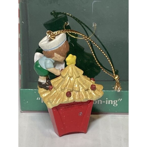 1994 ENESCO SMALL WONDERS ~ HOLIDAY SEASON-ING ~ MCDONALDS CHRISTMAS ORNAMENT - Picture 3 of 6
